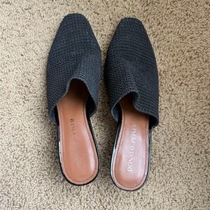 Donald Pliner Jalie Mule SZ 7.5